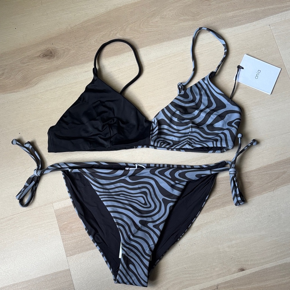 Onia XL Top and M Bottoms Mixed Striped Women's Bikini Set